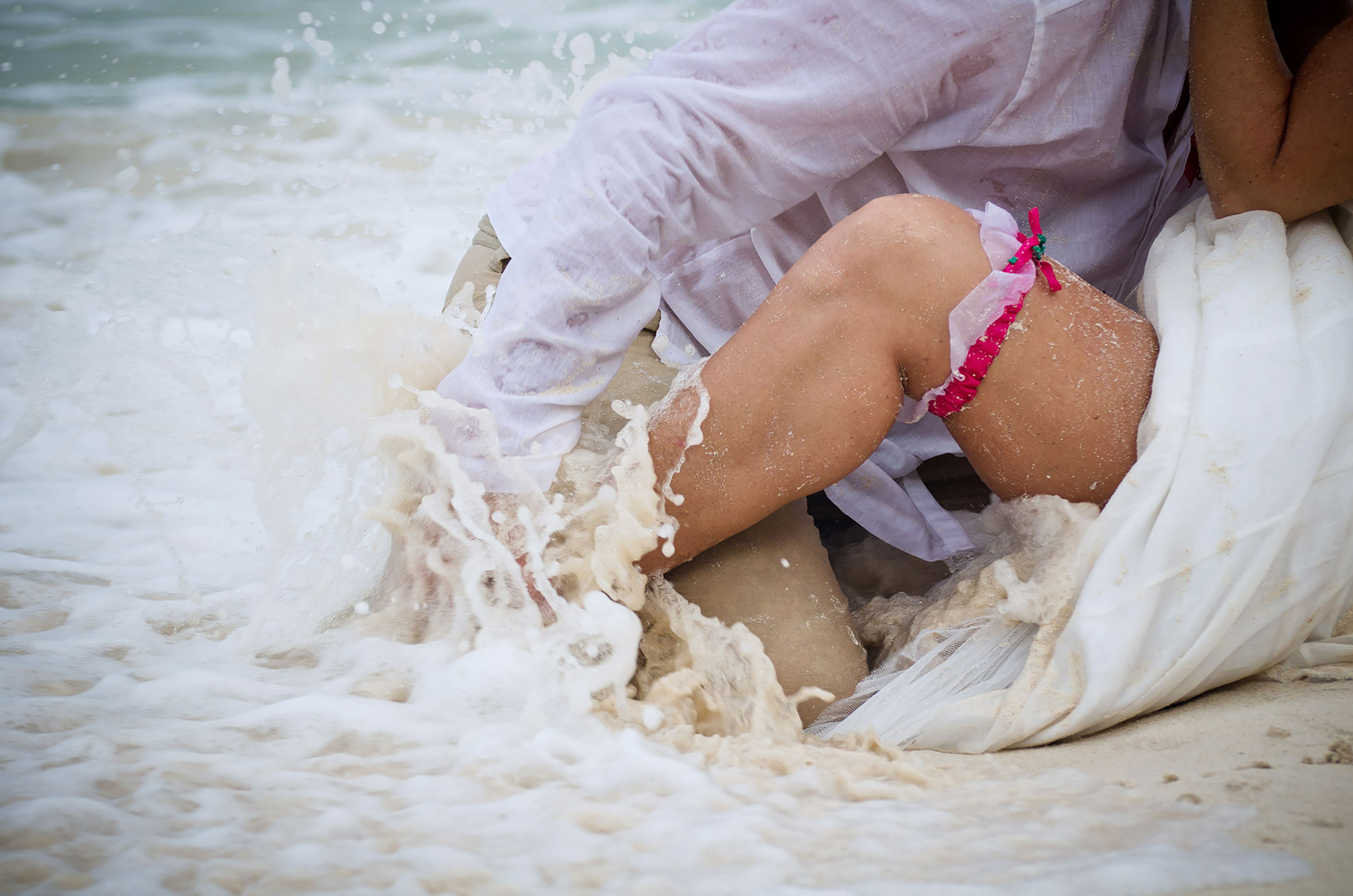 Playaloves.me Trash the Dress Photography Cancun Mexico